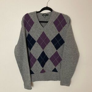 J. Crew Gray V-Neck Argyle Sweater with Purple and Navy Diamonds 100% Lambs Wool